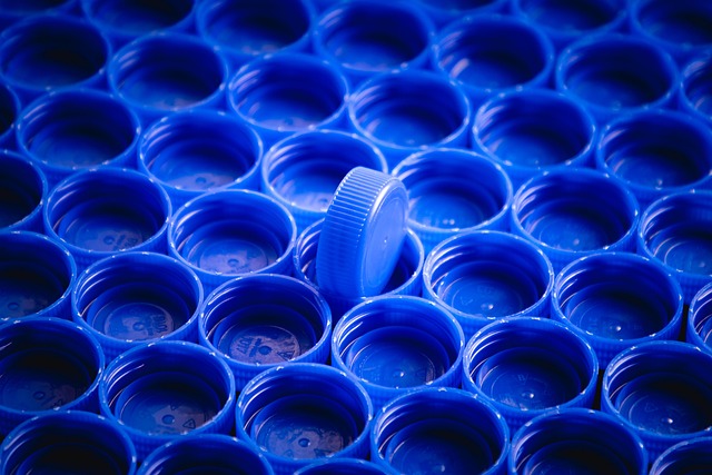 Jak samodzielnie wykryłem mikrostrukturę bakteryjną w próbkach metalu z recyklingu